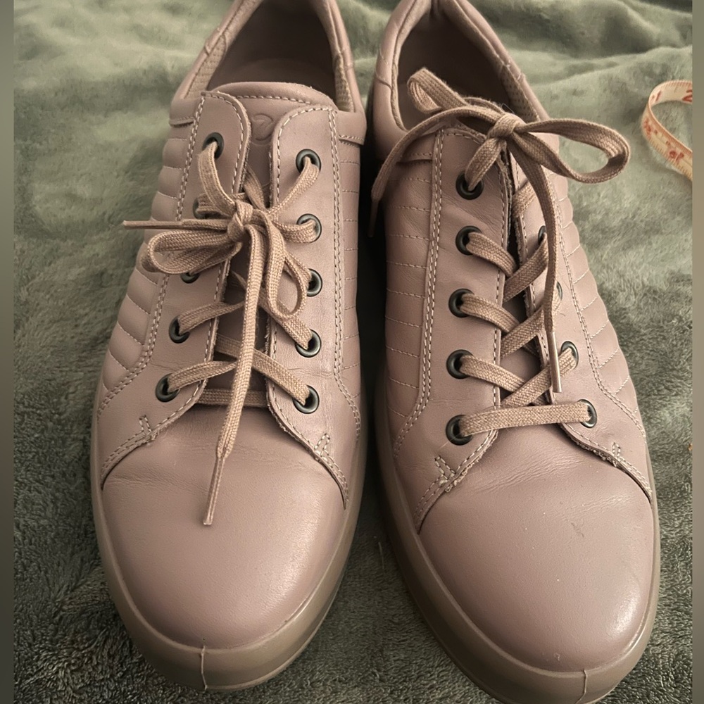 ECCO SOFT 9 II Women's Quilted Leather Sneaker Woodrose  SZ EU 42 US 11-11.5 NEW